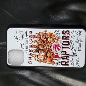 🎄5/$30🎄iPhone 11 Pro Max case Raptors
